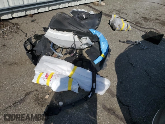 2016 Jeep Cherokee Limited with VIN 1C4PJMDB6GW261526, listed as a Copart auction lot 50379155 with 109,638 mi miles and Salvage title. Bid and sale history available at DreamBid. Image 13.