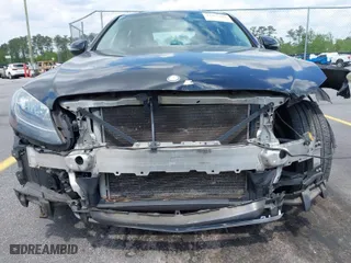 2016 Mercedes-Benz C-Class C 300 Luxury with VIN 55SWF4KB5GU156415, listed as a IAAI auction lot 41995262 with 68,526 mi miles. Bid and sale history available at carsss.com. Image 6.