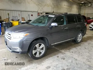 2013 Toyota Highlander Limited z VIN 5TDDK3EH1DS257974, wystawiony jako Copart lot #59481915 z przebiegiem 322 770 mil mil oraz Nie do naprawy • Non repairable. Historia ofert i sprzedaży dostępna na DreamBid. Obrazek 1.