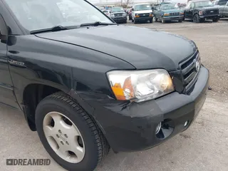 2004 Toyota Highlander with VIN JTEEP21A840034421, listed as a IAAI auction lot 42070644 with 246,243 mi miles. Bid and sale history available at carsss.com. Image 6.