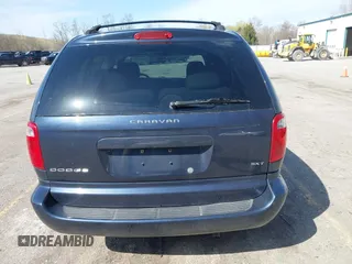 2007 Dodge Caravan SXT with VIN 1D4GP45R07B161443, listed as a IAAI auction lot 41829566 with 83,810 mi miles and . Bid and sale history available at carsss.com. Image 16.