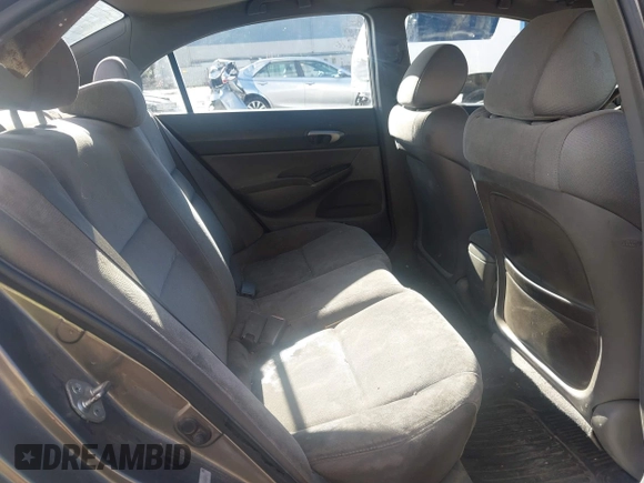 2006 Honda Civic LX z VIN 1HGFA16576L015992, wystawiony jako IAAI lot #41528989 z przebiegiem 240 000 mil mil oraz . Historia ofert i sprzedaży dostępna na DreamBid. Obrazek 8.