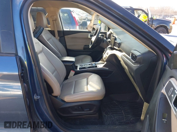 2020 Ford Explorer XLT with VIN 1FMSK8DH9LGB40475, listed as a IAAI auction lot 41138954 with 77,083 mi miles. Bid and sale history available at carsss.com. Image 5.