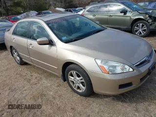 2007 Honda Accord EX с VIN 1HGCM56797A083260, выставлен на аукционе IAAI как лот 41711271 с пробегом 81 315 миль миль и . История ставок и продаж доступна на DreamBid. Изображение 1.