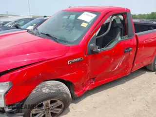 2018 Ford F-150 XL с VIN 1FTMF1CB5JKC73458, выставлен на аукционе IAAI как лот 42409236 с пробегом Не указан миль и . История ставок и продаж доступна на DreamBid. Изображение 18.
