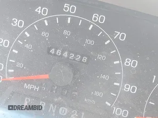 2000 Ford F-350 XL with VIN 1FTSW31F1YED74367, listed as a IAAI auction lot 42487218 with 464,228 mi miles and . Bid and sale history available at DreamBid. Image 14.