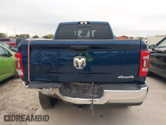 2021 Ram 2500 Tradesman with VIN 3C6UR5CL4MG584602, listed as a IAAI auction lot 40994669 with 68,000 mi miles. Bid and sale history available at carsss.com. Image 16.