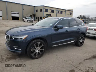 2018 Volvo XC60 Inscription with VIN YV4A22RLXJ1000930, listed as a Copart auction lot 46432955 with 48,470 mi miles and Salvage Title. Bid and sale history available at carsss.com. Image 1.