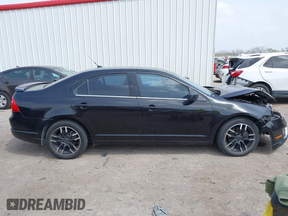 2011 Ford Fusion SEL with VIN 3FAHP0JA4BR196345, listed as a IAAI auction lot 41937921 with 87,082 mi miles. Bid and sale history available at carsss.com. Image 13.