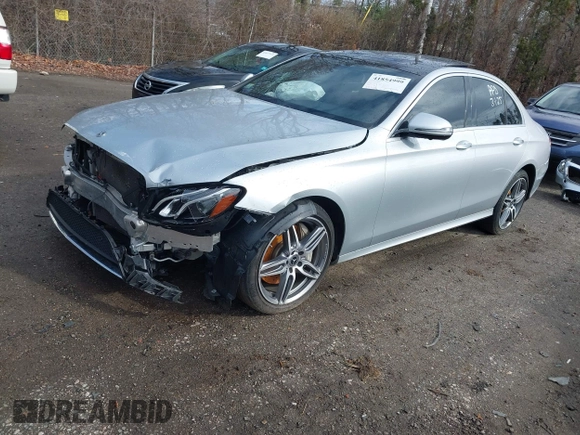 2020 Mercedes-Benz E 350 с VIN WDDZF8EB2LA713761, выставлен на аукционе IAAI как лот 41854999 с пробегом 74 603 миль миль и . История ставок и продаж доступна на DreamBid. Изображение 17.