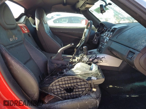 2007 Saturn Sky Red Line z VIN 1G8MG35X17Y139872, wystawiony jako Copart lot #83978104 z przebiegiem Nie podano mil oraz Nie do naprawy • Non repairable. Historia ofert i sprzedaży dostępna na DreamBid. Obrazek 10.