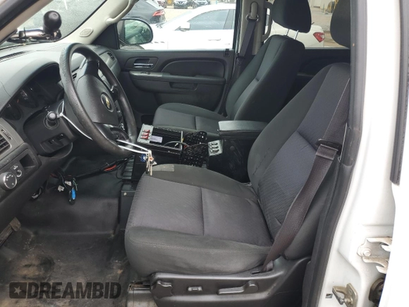 2012 Chevrolet Tahoe Commercial with VIN 1GNLC2E00CR320791, listed as a Copart auction lot 58566425 with 271,818 mi miles and Clean title. Bid and sale history available at DreamBid. Image 7.