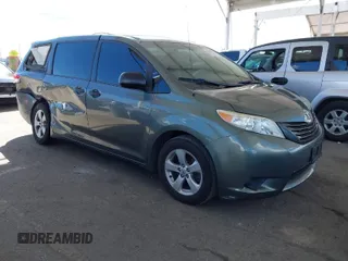 2014 Toyota Sienna L with VIN 5TDZK3DC6ES441417, listed as a IAAI auction lot 41950033 with 170,804 mi miles. Bid and sale history available at carsss.com. Image 1.