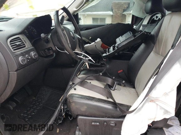 2013 GMC Sierra 1500 SLT z VIN 1GTR2WE7XDZ203277, wystawiony jako Copart lot #43795385 z przebiegiem 117 802 mil mil oraz Szkoda całkowita • Salvage title. Historia ofert i sprzedaży dostępna na DreamBid. Obrazek 7.