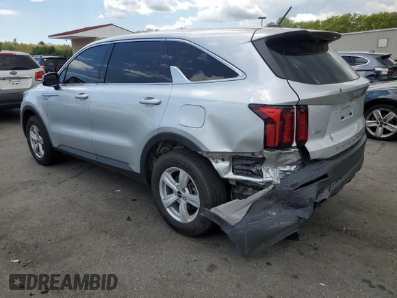 2022 Kia Sorento LX with VIN 5XYRGDLC1NG091524, listed as a Copart auction lot 56105715 with 37,943 mi miles and Salvage title. Bid and sale history available at DreamBid. Image 2.