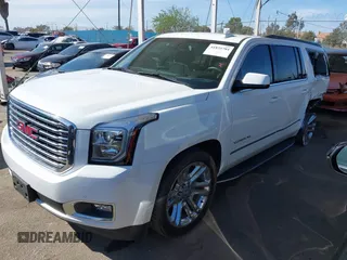 2017 GMC Yukon XL SLT with VIN 1GKS2GKC5HR403907, listed as a IAAI auction lot 41835784 with 46,004 mi miles. Bid and sale history available at carsss.com. Image 20.