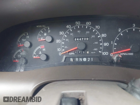 2000 Ford Excursion Limited с VIN 1FMNU43SXYEC17970, выставлен на аукционе IAAI как лот 42519209 с пробегом 244 739 миль миль и . История ставок и продаж доступна на DreamBid. Изображение 7.
