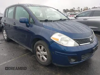 2008 Nissan Versa 1.8 S with VIN 3N1BC13E78L380632, listed as a IAAI auction lot 41562724 with 166,899 mi miles. Bid and sale history available at carsss.com. Image 1.