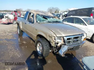 2000 Ford Ranger XL with VIN 1FTZR15V3YPB43079, listed as a IAAI auction lot 41642320 with 169,537 mi miles. Bid and sale history available at carsss.com. Image 1.