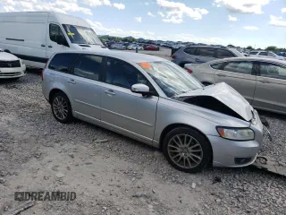 2010 Volvo V50 с VIN YV1382MW9A2541273, выставлен на аукционе Copart как лот 58173965 с пробегом 210 106 миль миль и Списание • Salvage title. История ставок и продаж доступна на DreamBid. Изображение 4.