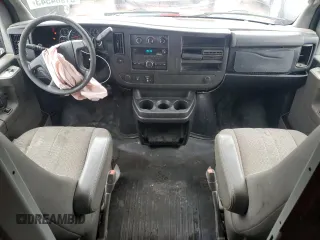 2014 Chevrolet Express Cargo Van with VIN 1GCWGGCA9E1131142, listed as a Copart auction lot 72468634 with 72,339 mi miles and Salvage Title. Bid and sale history available at carsss.com. Image 8.