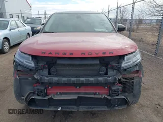 2019 Land Rover Range Rover Velar R-Dynamic SE с VIN SALYL2EX8KA783134, выставлен на аукционе IAAI как лот 41827957 с пробегом 66 666 миль миль и . История ставок и продаж доступна на DreamBid. Изображение 13.