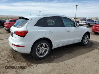 2014 Audi Q5 Premium Plus with VIN WA1LFAFP2EA071623, listed as a Copart auction lot 49332095 with 103,772 mi miles and Salvage Title. Bid and sale history available at carsss.com. Image 3.