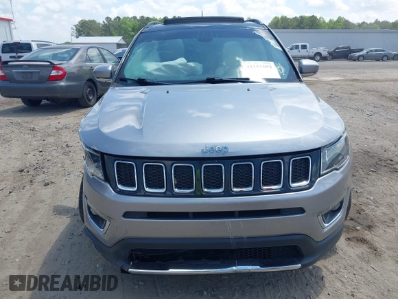 2018 Jeep Compass Limited z VIN 3C4NJDCB3JT369267, wystawiony jako IAAI lot #42181693 z przebiegiem 96 511 mil mil oraz . Historia ofert i sprzedaży dostępna na DreamBid. Obrazek 12.