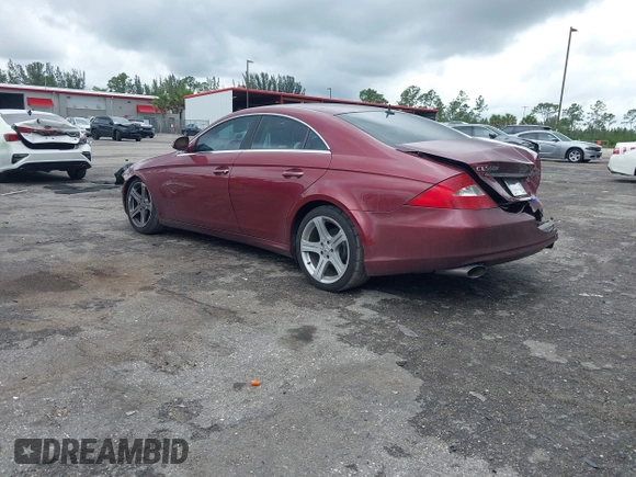 2006 Mercedes-Benz CLS-Class with VIN WDDDJ75X36A007143, listed as a IAAI auction lot 41989770 with 114,416 mi miles. Bid and sale history available at carsss.com. Image 3.