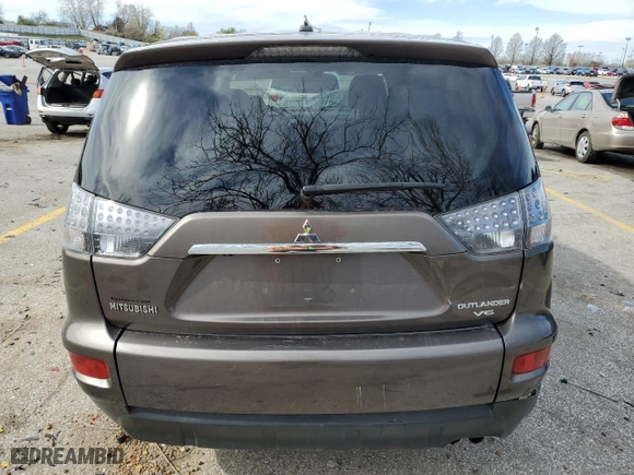 2010 Mitsubishi Outlander GT with VIN JA4JT5AX7AZ007961, listed as a Copart auction lot 49926875 with 172,033 mi miles and Salvage Title. Bid and sale history available at carsss.com. Image 6.