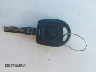2006 Volkswagen Beetle z VIN 3VWRF31Y96M332050, wystawiony jako IAAI lot #41232267 z przebiegiem 83 450 mil mil oraz . Historia ofert i sprzedaży dostępna na DreamBid. Obrazek 11.