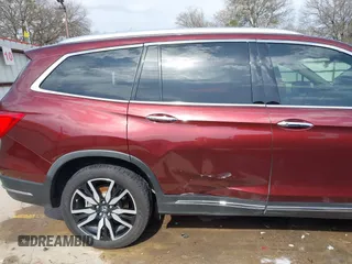 2019 Honda Pilot Touring 8-Passenger z VIN 5FNYF5H95KB009122, wystawiony jako IAAI lot #41573338 z przebiegiem 85 845 mil mil oraz . Historia ofert i sprzedaży dostępna na DreamBid. Obrazek 20.