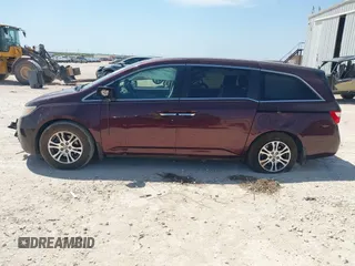 2012 Honda Odyssey EX с VIN 5FNRL5H40CB047070, выставлен на аукционе IAAI как лот 41817134 с пробегом 141 978 миль миль и . История ставок и продаж доступна на DreamBid. Изображение 14.