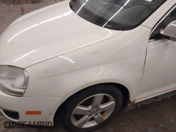 2008 Volkswagen Jetta Sedan SE with VIN 3VWRM71K78M161276, listed as a IAAI auction lot 41186328 with 179,096 mi miles. Bid and sale history available at carsss.com. Image 13.