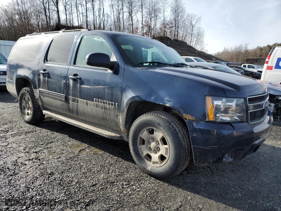 2009 Chevrolet Suburban LT w/1LT with VIN 1GNFK26349R240430, listed as a Copart auction lot 43215215 with 228,316 mi miles and Clean Title. Bid and sale history available at carsss.com. Image 4.