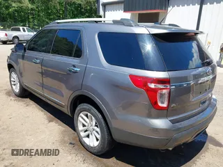 2014 Ford Explorer XLT z VIN 1FM5K8D84EGB48175, wystawiony jako IAAI lot #42188146 z przebiegiem 109 642 mil mil oraz . Historia ofert i sprzedaży dostępna na DreamBid. Obrazek 3.