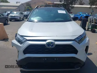 2023 Toyota RAV4 Hybrid XSE с VIN 4T3E6RFV0PU138218, выставлен на аукционе IAAI как лот 42181731 с пробегом 23 999 миль миль и . История ставок и продаж доступна на DreamBid. Изображение 12.