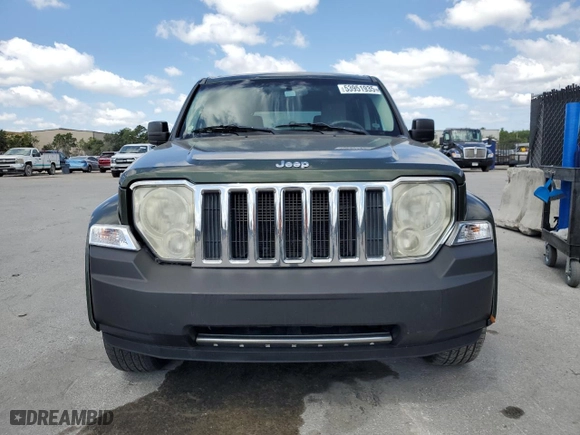 2009 Jeep Liberty Limited with VIN 1J8GN58K09W511911, listed as a Copart auction lot 53951935 with 174,927 mi miles and Clean Title. Bid and sale history available at carsss.com. Image 5.