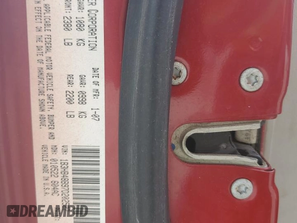 2007 Dodge Caliber SXT z VIN 1B3HB48B97D202527, wystawiony jako Copart lot #57245085 z przebiegiem 133 366 mil mil oraz Szkoda całkowita • Salvage title. Historia ofert i sprzedaży dostępna na DreamBid. Obrazek 13.