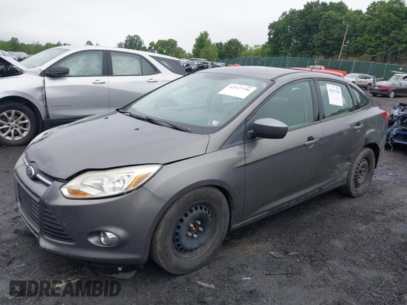 2012 Ford Focus SE z VIN 1FAHP3F29CL442731, wystawiony jako IAAI lot #42517796 z przebiegiem 148 728 mil mil oraz . Historia ofert i sprzedaży dostępna na DreamBid. Obrazek 2.