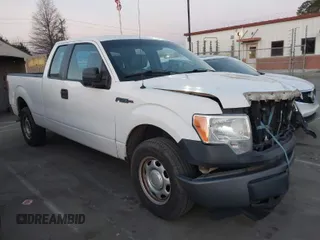 2013 Ford F-150 XL with VIN 1FTFX1CF0DKF21158, listed as a IAAI auction lot 41830271 with 311,990 mi miles. Bid and sale history available at carsss.com. Image 1.
