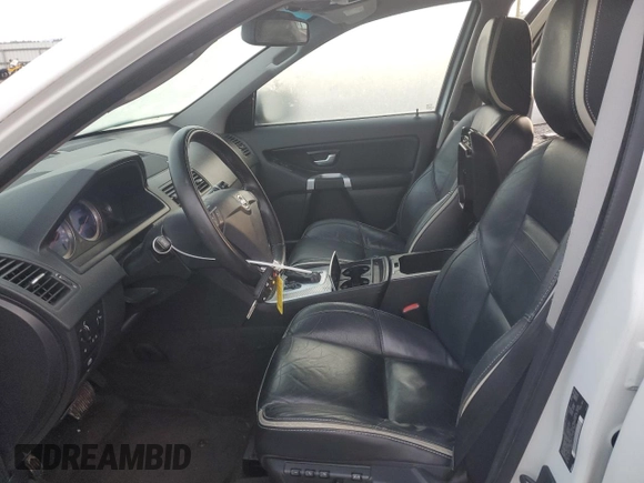 2010 Volvo XC90 with VIN YV4982CT8A1562593, listed as a Copart auction lot 84304464 with 138,932 mi miles and Salvage Title. Bid and sale history available at DreamBid. Image 7.