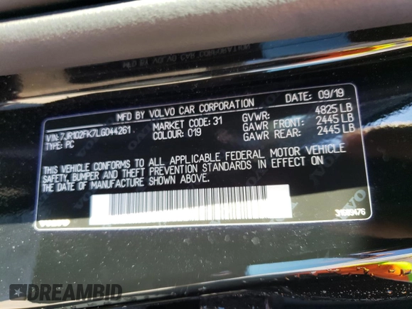 2020 Volvo S60 Momentum with VIN 7JR102FK7LG044261, listed as a Copart auction lot 39734123 with 32,487 mi miles. Bid and sale history available at carsss.com. Image 12.