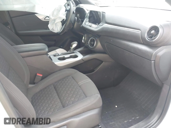 2021 Chevrolet Blazer LT с VIN 3GNKBHRS1MS569998, выставлен на аукционе IAAI как лот 42178844 с пробегом 55 969 миль миль и . История ставок и продаж доступна на DreamBid. Изображение 5.