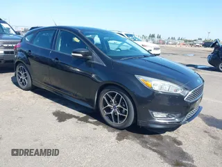 2015 Ford Focus SE с VIN 1FADP3K28FL324923, выставлен на аукционе IAAI как лот 42477783 с пробегом 83 985 миль миль и . История ставок и продаж доступна на DreamBid. Изображение 1.