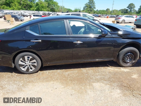 2022 Nissan Altima S z VIN 1N4BL4BV3NN420092, wystawiony jako IAAI lot #41996137 z przebiegiem 52 286 mil mil oraz . Historia ofert i sprzedaży dostępna na DreamBid. Obrazek 14.