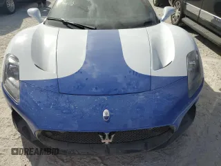 2023 Maserati MC20 z VIN ZAMBMRAB5P0413183, wystawiony jako Copart lot #75189174 z przebiegiem Nie podano mil oraz Nie do naprawy • Non repairable. Historia ofert i sprzedaży dostępna na DreamBid. Obrazek 11.