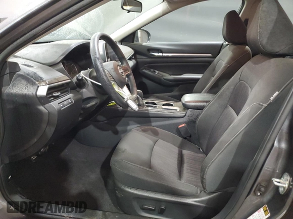 2023 Nissan Altima SV z VIN 1N4BL4DVXPN353328, wystawiony jako Copart lot #59766045 z przebiegiem 56 009 mil mil oraz Czysty tytuł • Clean title. Historia ofert i sprzedaży dostępna na DreamBid. Obrazek 7.