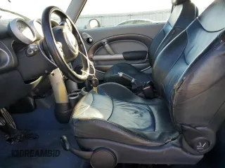 2003 MINI Hardtop S with VIN WMWRE33493TD64204, listed as a Copart auction lot 44604095 with 105,371 mi miles and Clean Title. Bid and sale history available at DreamBid. Image 7.