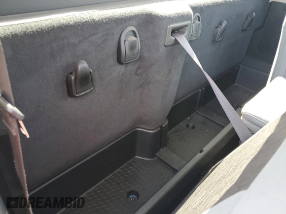 2019 Ram 1500 Tradesman with VIN 3C6JR7DG0KG501535, listed as a Copart auction lot 49723925 with 98,584 mi miles and Clean title. Bid and sale history available at DreamBid. Image 10.